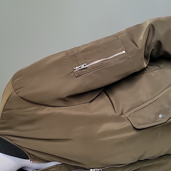 Zara TRF Outerwear Women’s  Olive Nylon Bomber Jacket Full Zip. Size Medium - Picture 6 of 14